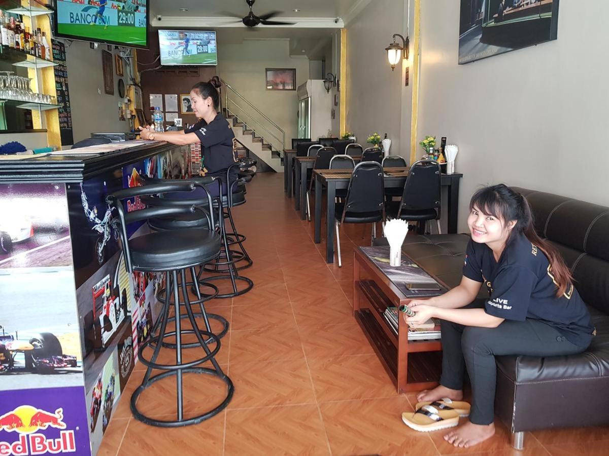 Oyo 739 Presley Guesthouse Phuket Patong Luaran gambar